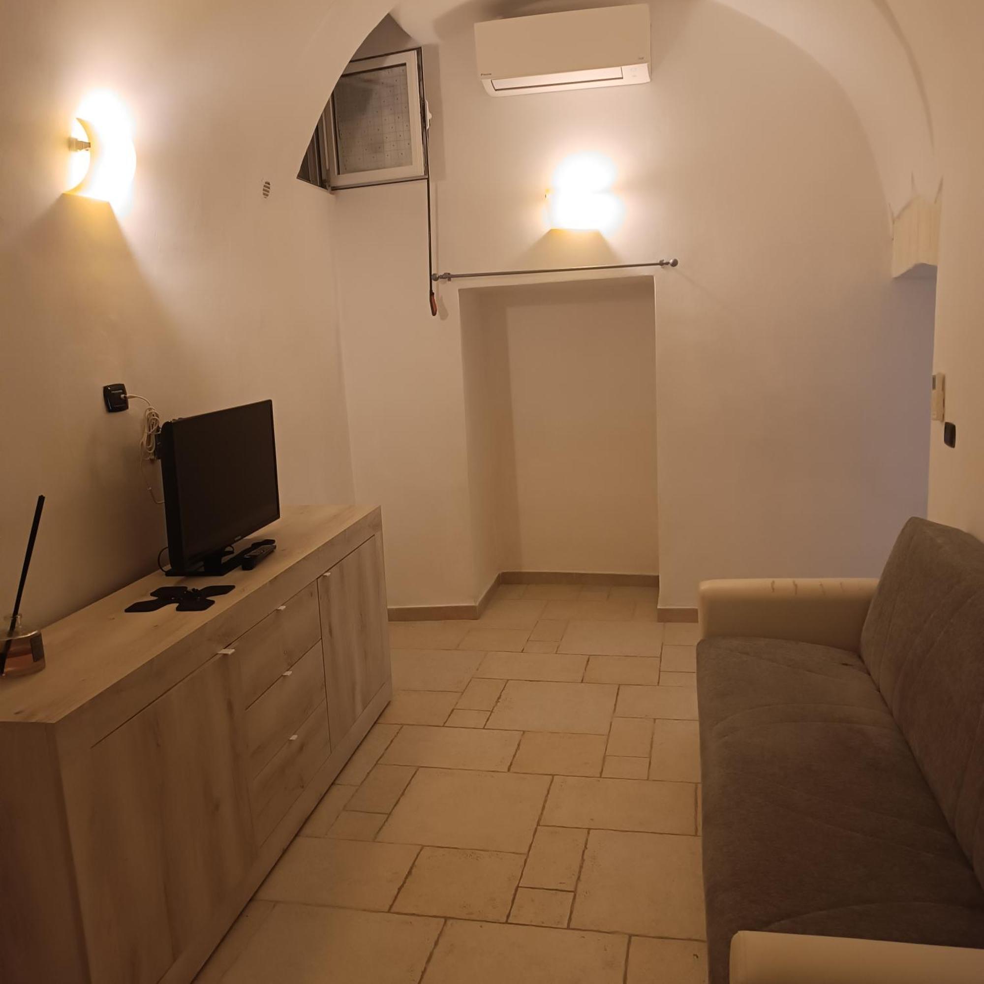 Dimora Acqua Di Sale Apartment Bari Exterior photo
